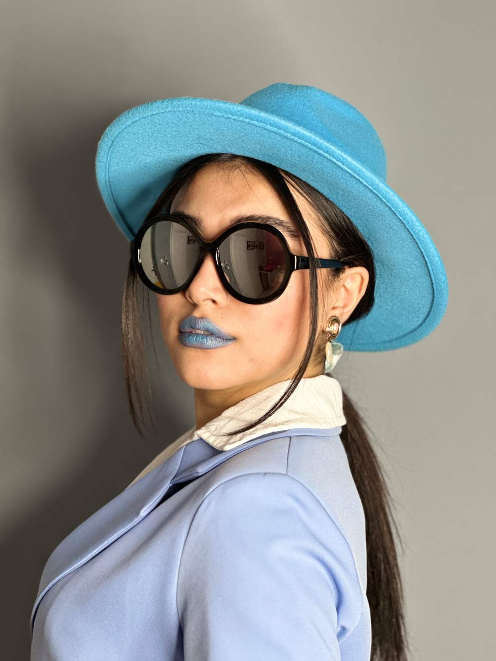 عینک آفتابی زنانه نقره ای مشکی گرد چنل یووی400